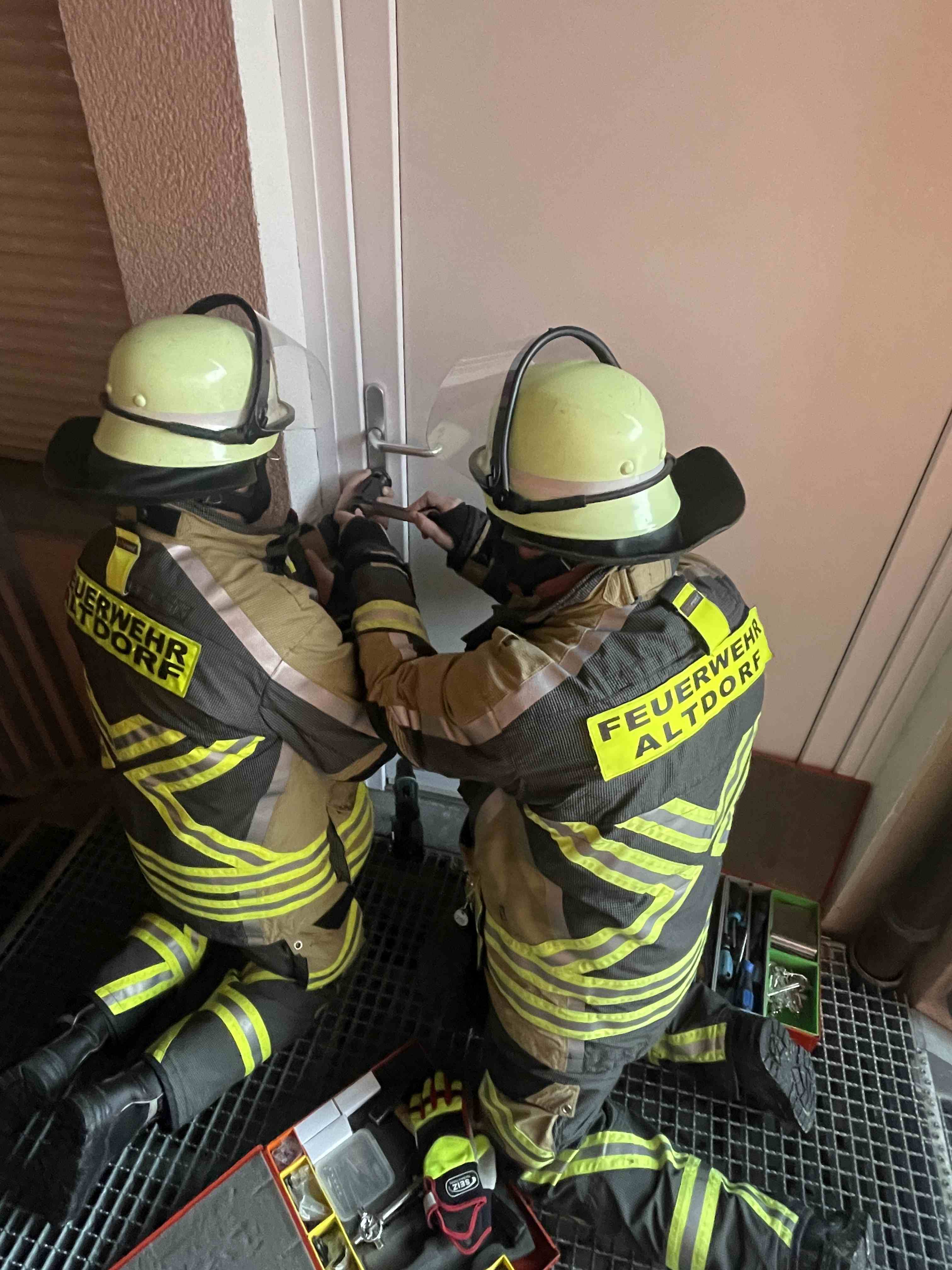 Abzeichen Feuerwehr Uniform Neues Leistungsabzeichen Bei Der Feuerwehr ( Aprilscherz Feuerwehr Zubehör